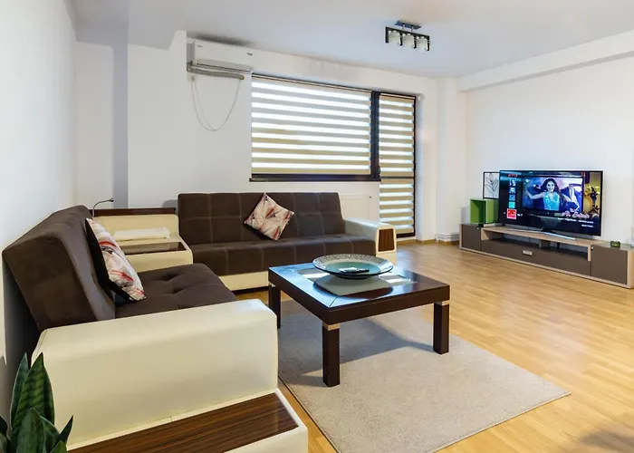 Central Apartments - Green